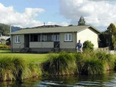 Waiteti Lakeside Lodge Ngongotaha Exteriér fotografie